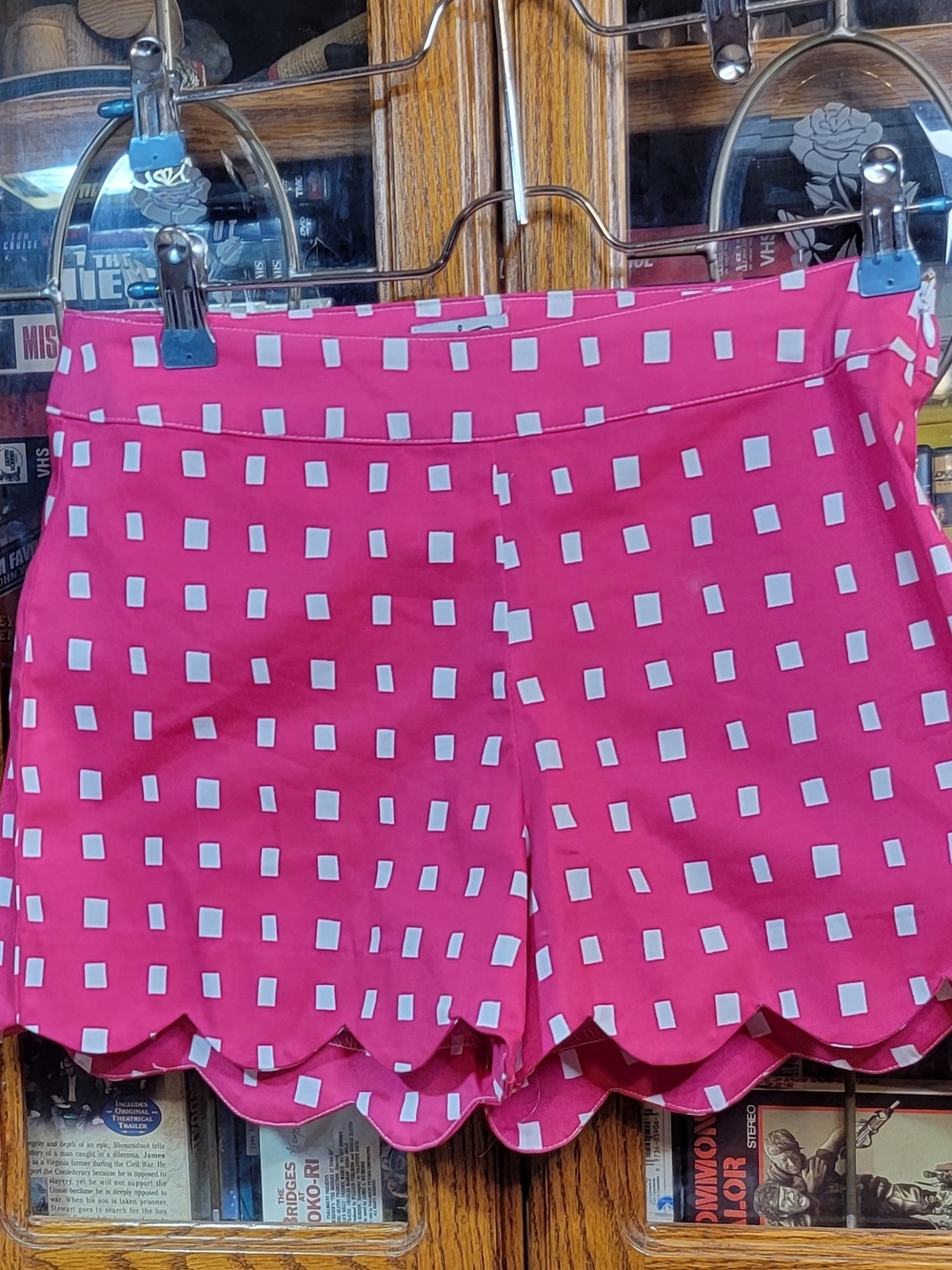 Mud Pie Pink Scalloped-Hem Square Print Shorts Size XS